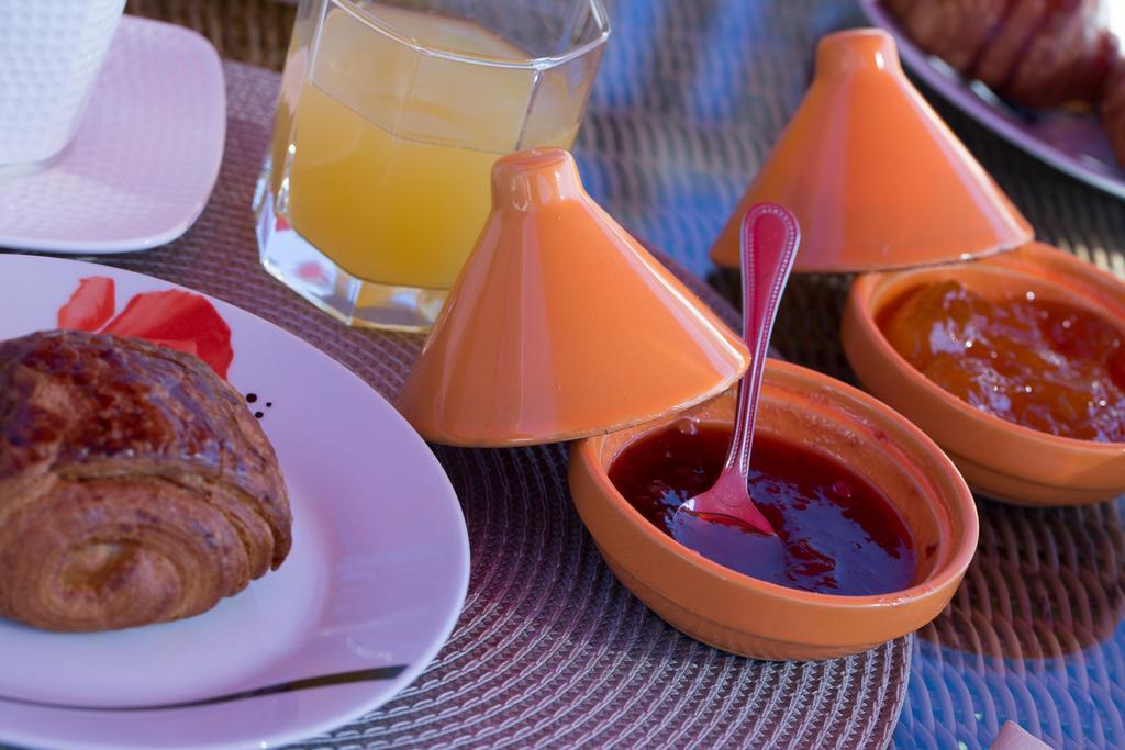 Riad Dar Augusta Marrakesh Bagian luar foto